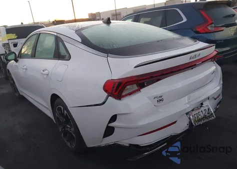 2022 Kia K5 Gt-Line z USA, uszkodzony, nr VIN 5XXG64J26NG111016